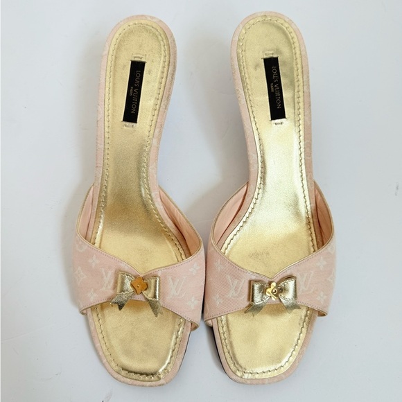 Louis Vuitton Vintage Leather Pink Gold Monogram Bowtie mid heel mules EU 40.5 - Picture 2 of 10
